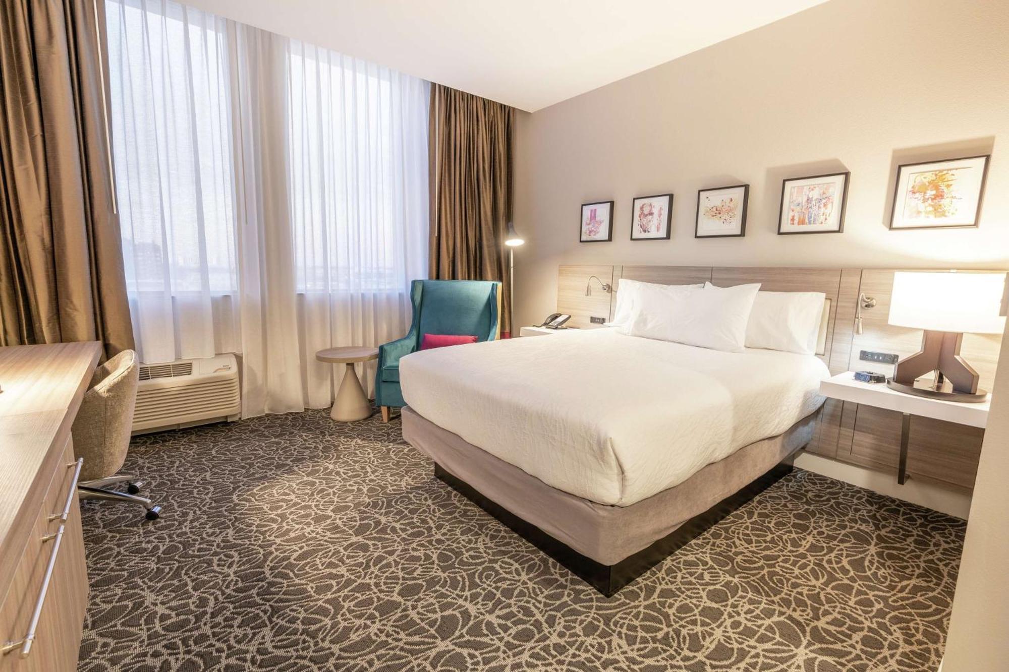 Hilton Garden Inn Wichita Downtown, Ks Bagian luar foto
